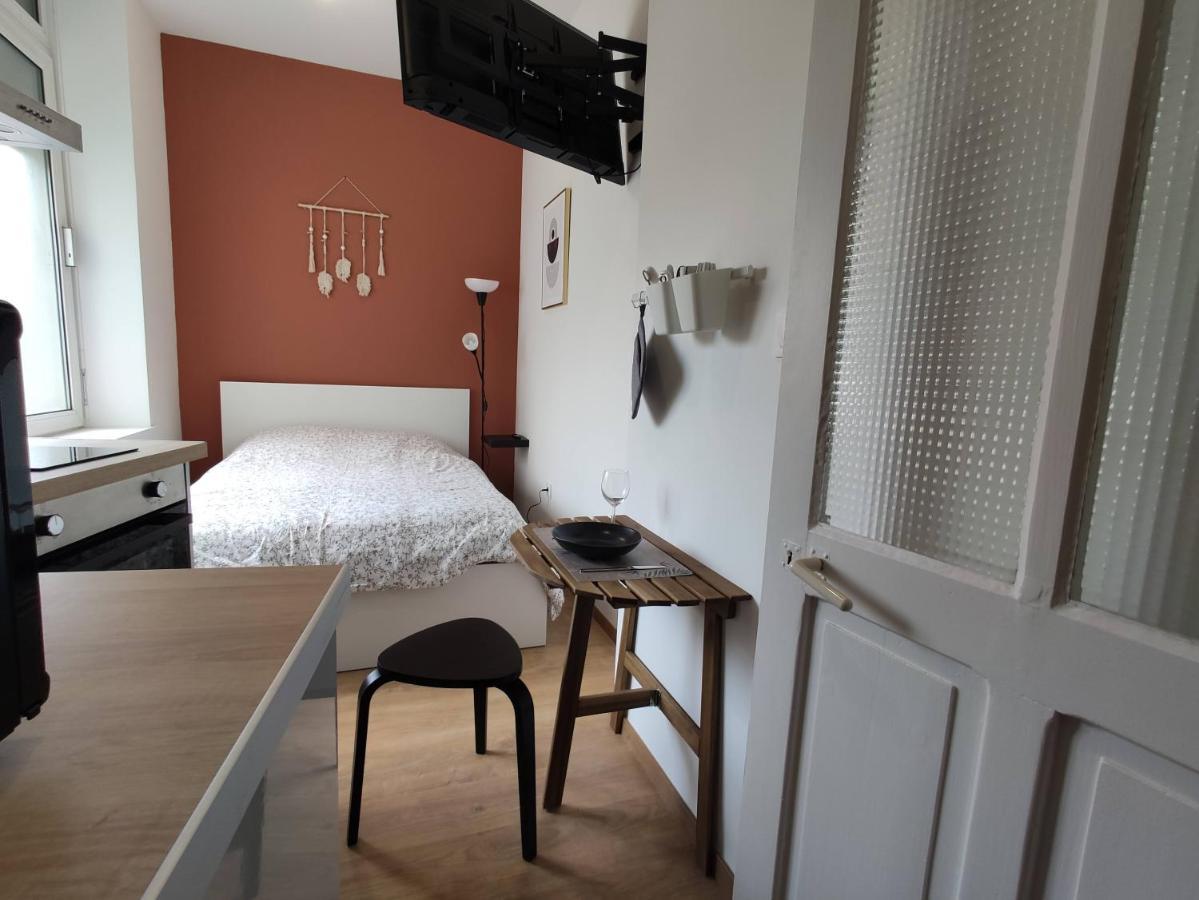 Residence Jehan Froissart Valenciennes Exterior foto